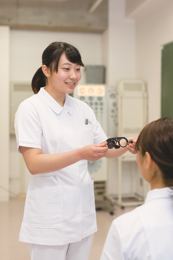 視能訓練士